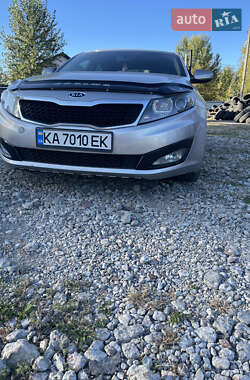 Седан Kia Optima 2012 в 