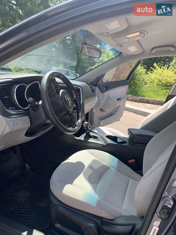 Седан Kia Optima 2014 в Житомирі