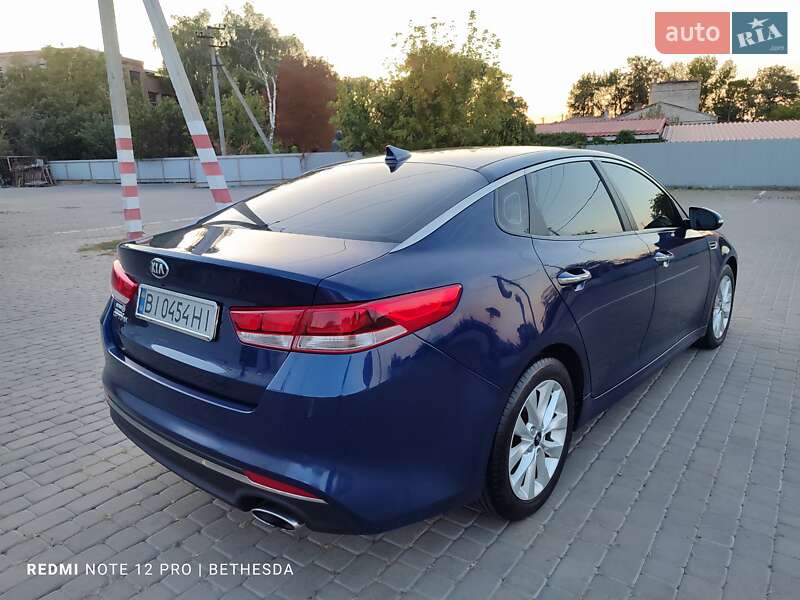 Седан Kia Optima 2016 в Кременчуге