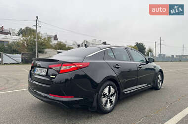Седан Kia Optima 2013 в 