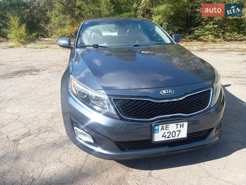 Седан Kia Optima 2014 в Кривом Роге