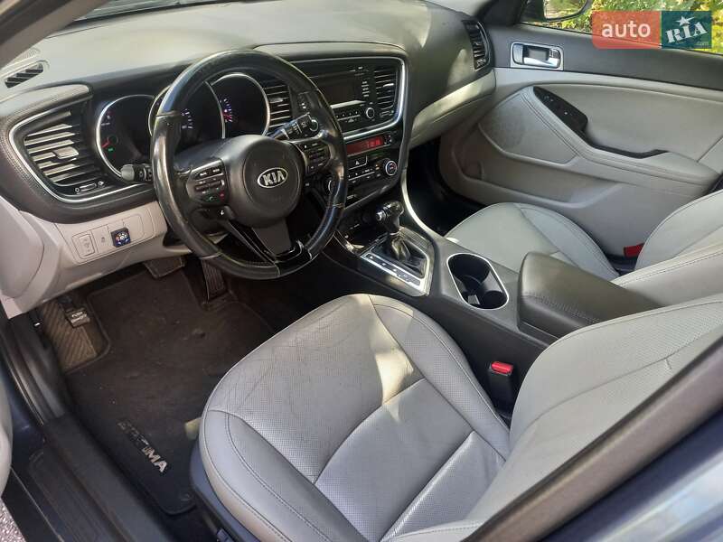 Седан Kia Optima 2014 в Кривом Роге