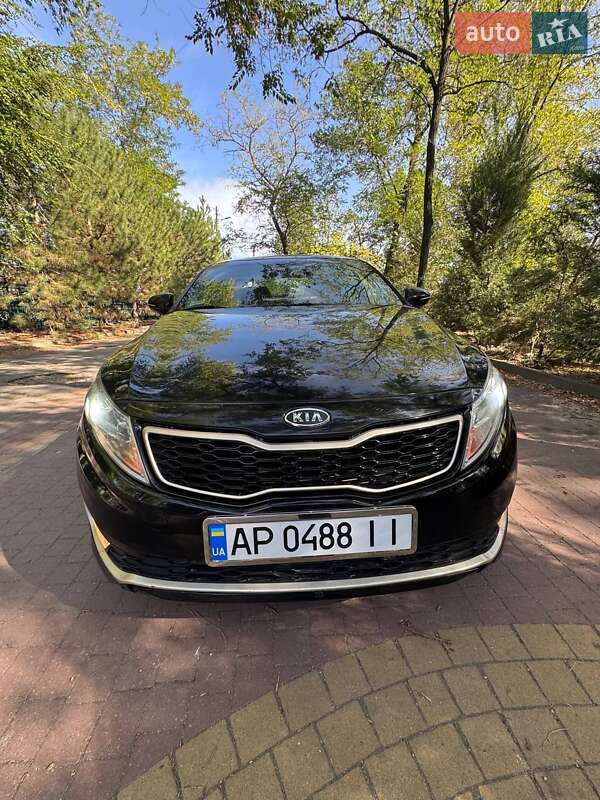 Седан Kia Optima 2011 в Запорожье