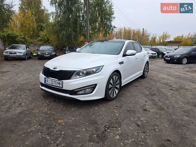 Седан Kia Optima 2013 в 