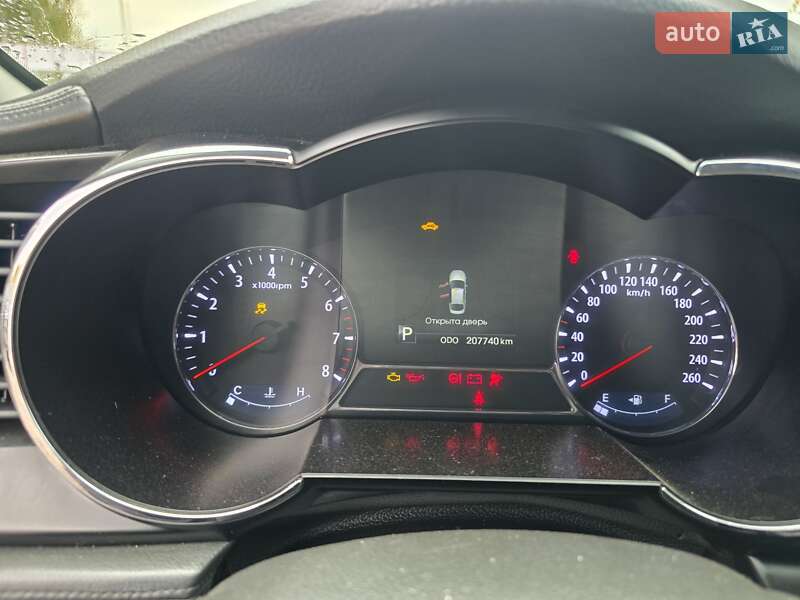 Седан Kia Optima 2013 в Шостке