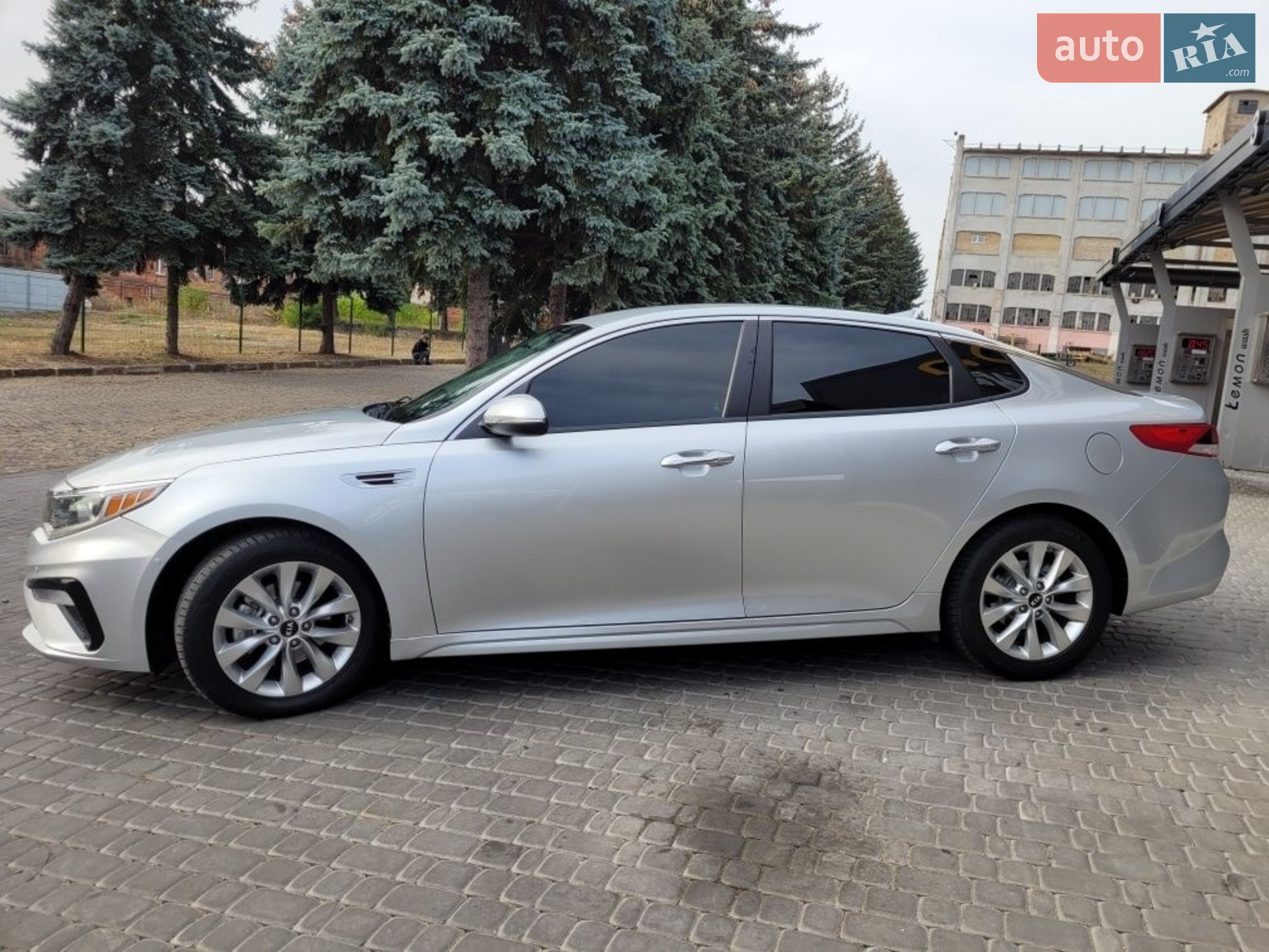 2017 Kia Optima - мініатюра 18