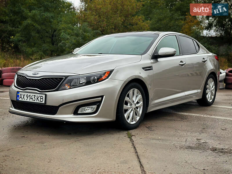 Седан Kia Optima 2014 в 