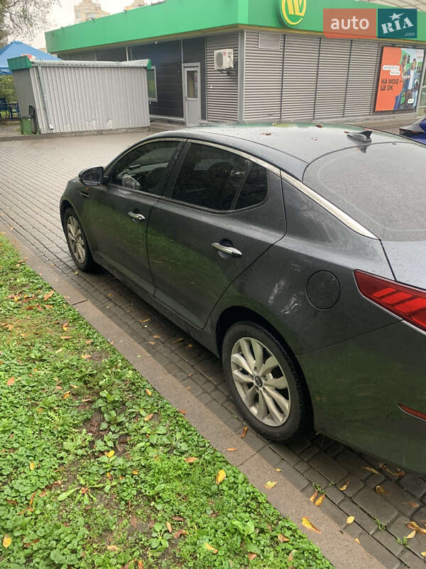 Седан Kia Optima 2015 в Києві