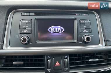 Седан Kia Optima 2017 в 
