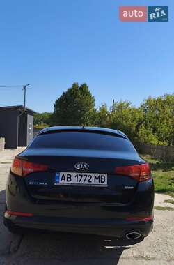 Седан Kia Optima 2012 в 