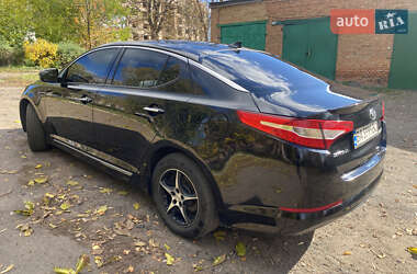 Седан Kia Optima 2013 в Новомиргороде