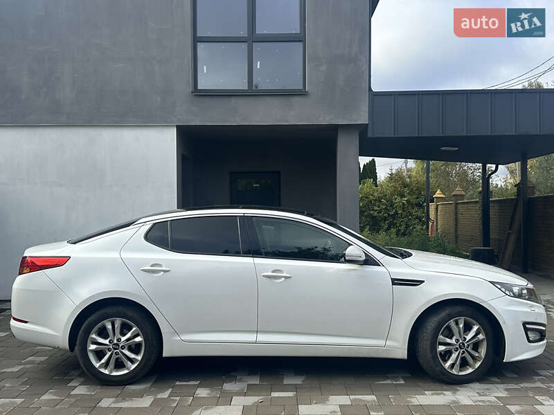 Седан Kia Optima 2012 в Рівному