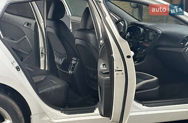 Седан Kia Optima 2012 в 
