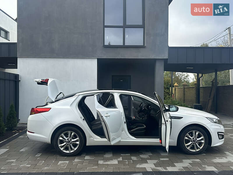 Седан Kia Optima 2012 в Рівному