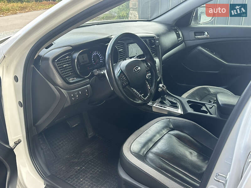 Седан Kia Optima 2012 в Рівному