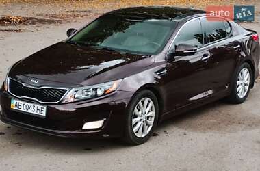 Седан Kia Optima 2015 в 