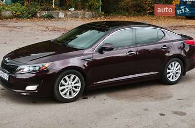 Седан Kia Optima 2015 в 