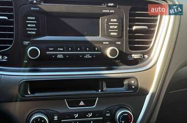 Седан Kia Optima 2015 в 