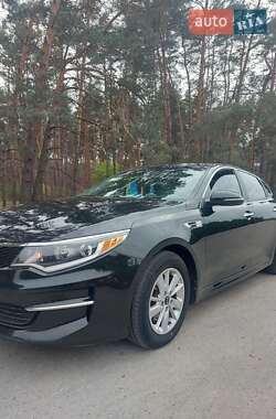Седан Kia Optima 2016 в 