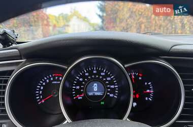 Седан Kia Optima 2014 в 