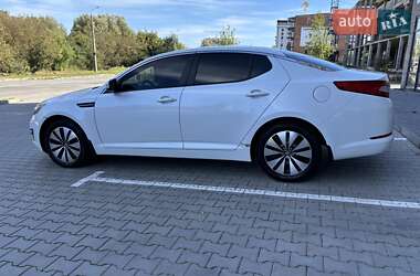 Седан Kia Optima 2012 в 