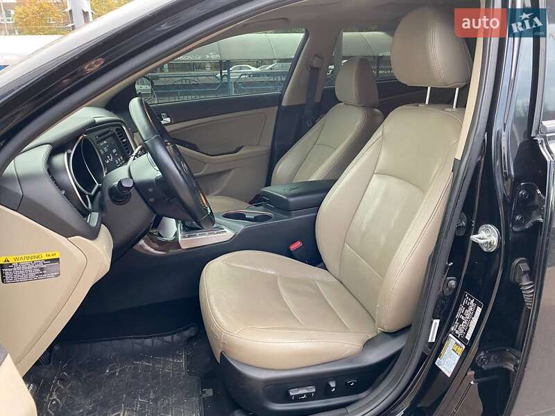 Седан Kia Optima 2014 в Киеве