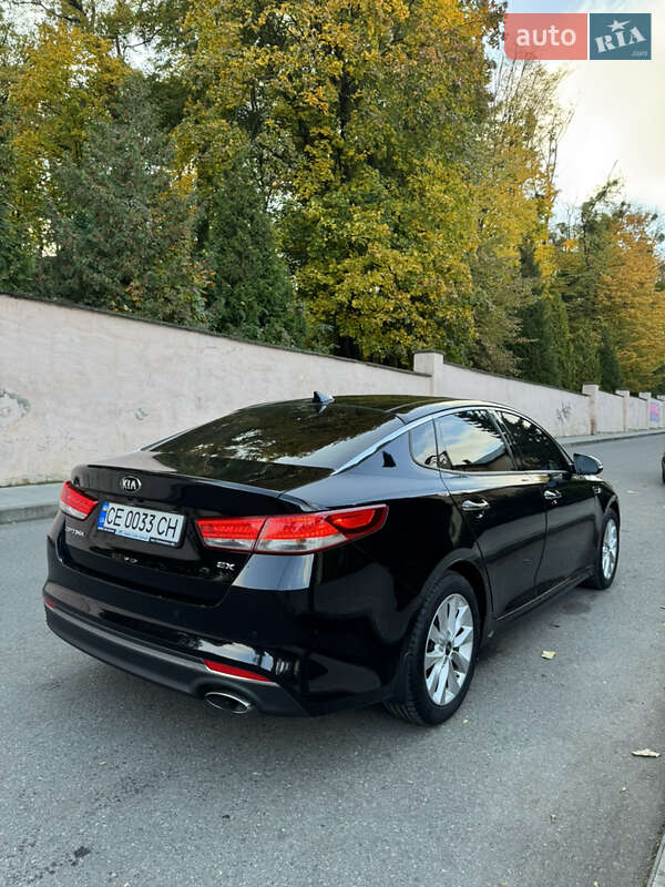 Седан Kia Optima 2017 в Черновцах