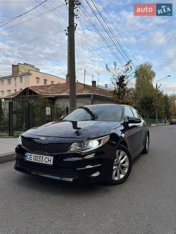 Седан Kia Optima 2017 в Черновцах