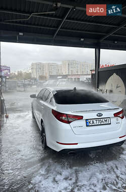 Седан Kia Optima 2012 в  фото 2 Седан Kia Optima 2012 в