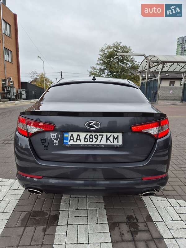 Седан Kia Optima 2012 в Киеве