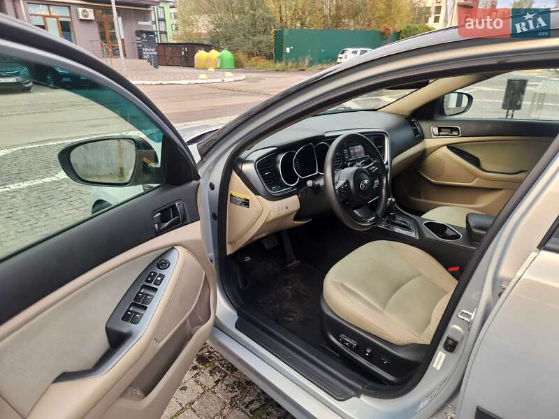 Седан Kia Optima 2014 в Києві