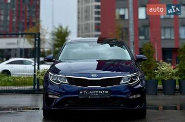 Седан Kia Optima 2018 в  фото 3 Седан Kia Optima 2018 в
