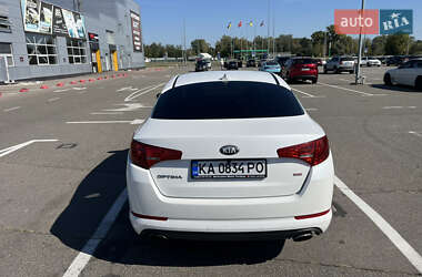 Седан Kia Optima 2013 в 