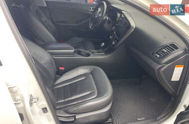 Седан Kia Optima 2012 в 