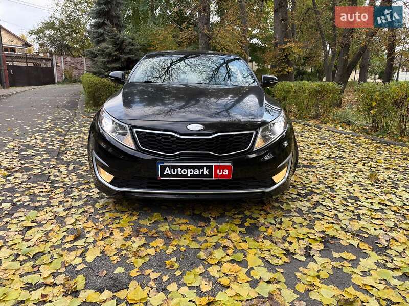 Седан Kia Optima 2013 в Києві