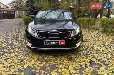 Седан Kia Optima 2013 в 