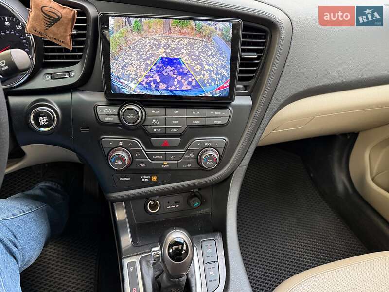 Седан Kia Optima 2013 в Києві