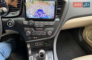 Седан Kia Optima 2013 в 