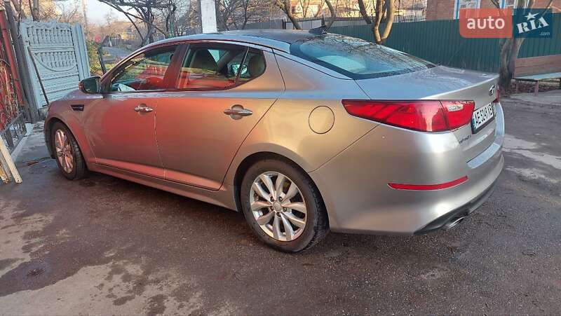 Седан Kia Optima 2014 в Харькове