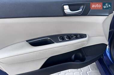 Седан Kia Optima 2016 в 