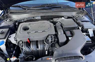 Седан Kia Optima 2016 в 