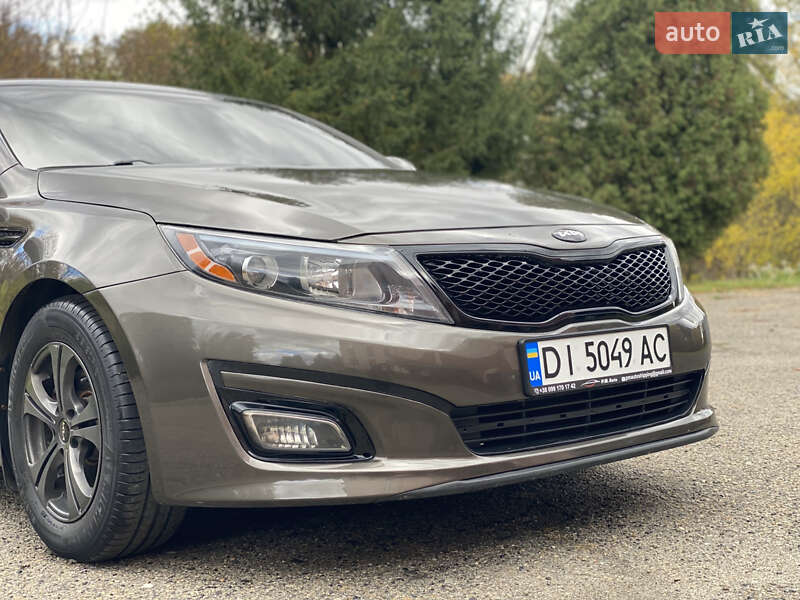 Седан Kia Optima 2013 в Бурштині