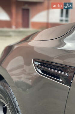 Седан Kia Optima 2013 в 