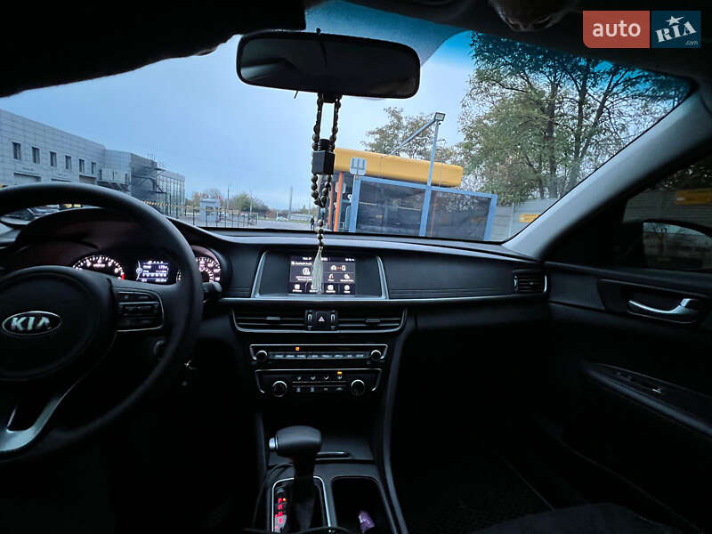 Седан Kia Optima 2018 в Харькове