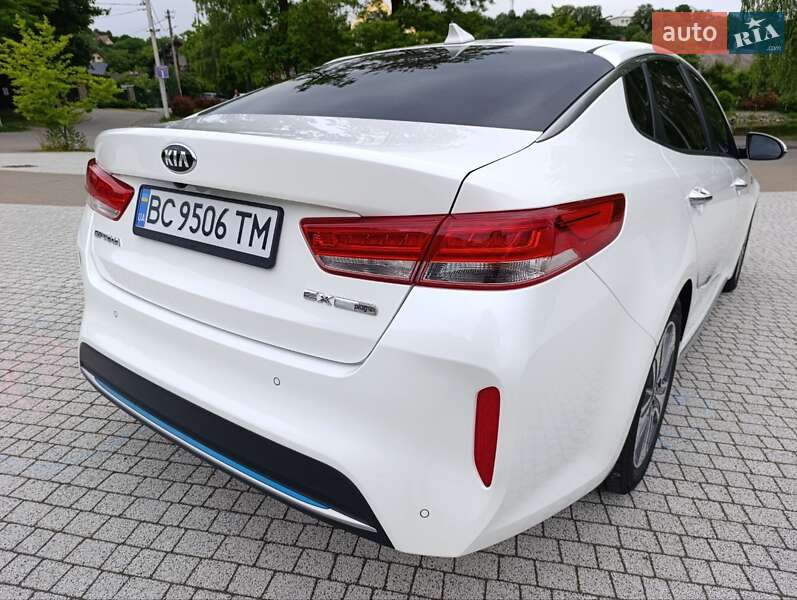 Седан Kia Optima 2018 в Львове