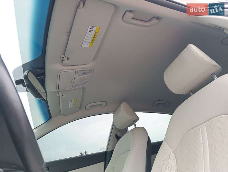 Седан Kia Optima 2018 в Львове