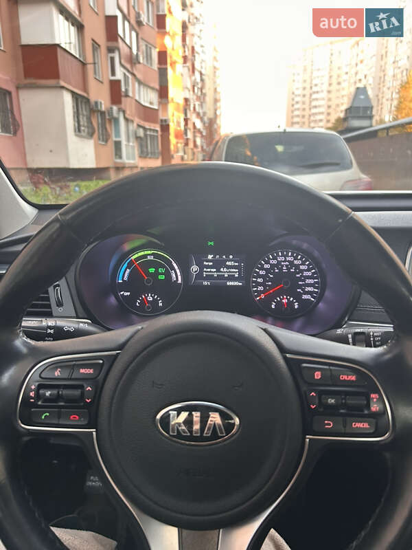 Седан Kia Optima 2017 в Одессе