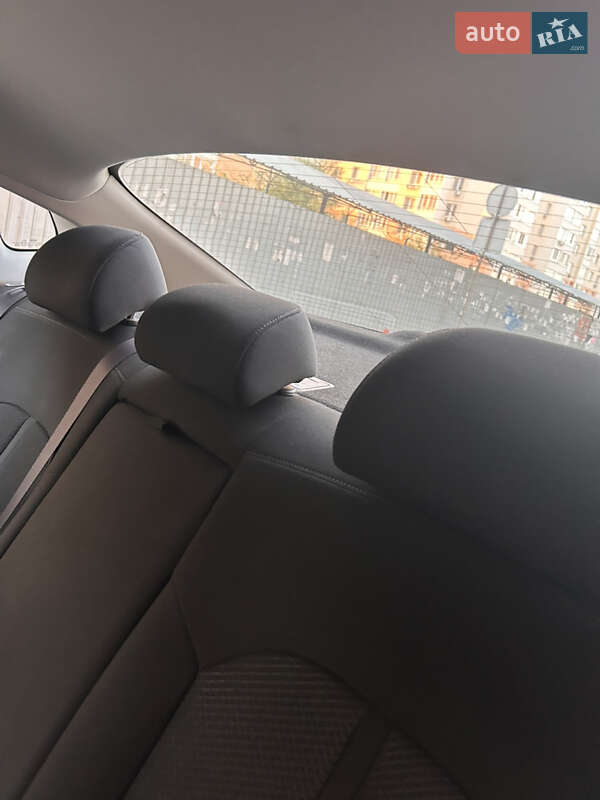 Седан Kia Optima 2017 в Одессе