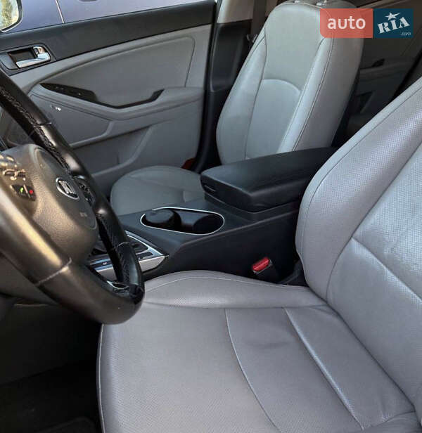 Седан Kia Optima 2013 в Золочеві фото 6 Седан Kia Optima 2013 в Золочеві