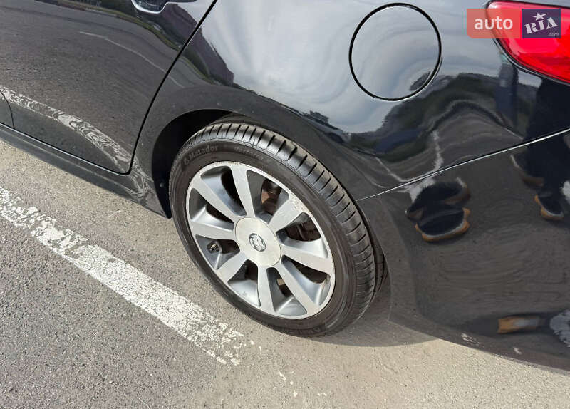 Седан Kia Optima 2015 в Києві